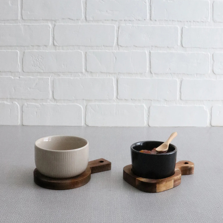 Tapas Living Acacia Stoneware Serving Set with Spoon